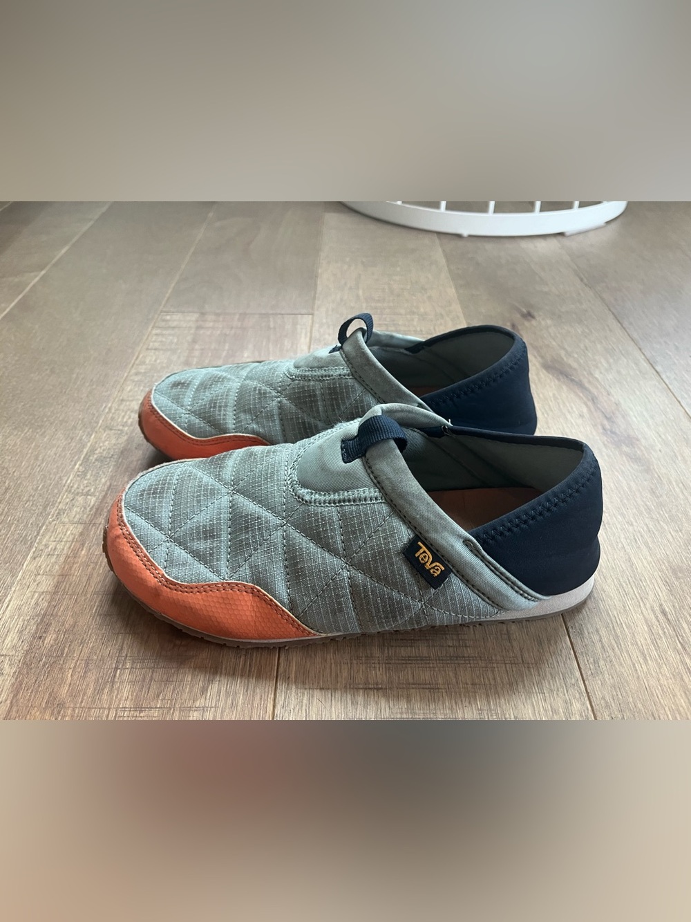 Teva Kids Reember shoes size 4